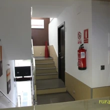 Hostal Central. Ceuta. Ceuta. hostal central entrada y escalera